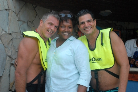  ACTORES TELENOVELAS CADENA TELEMUNDO VISITAN OCEAN WORLD