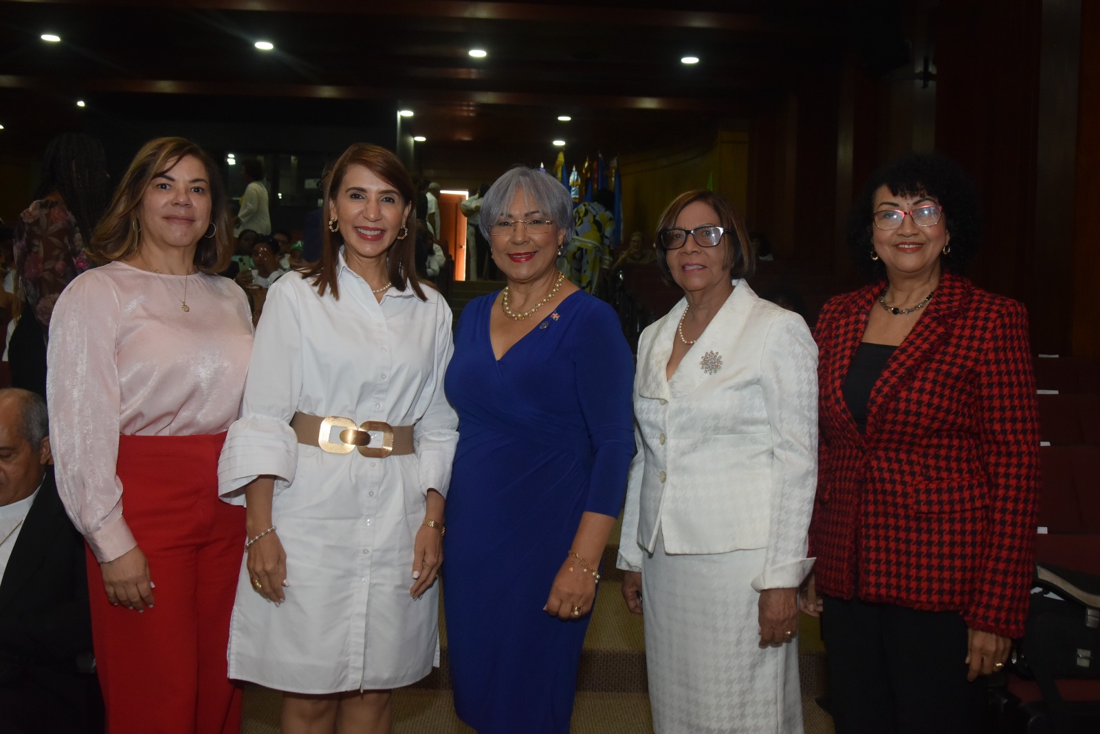 La UASD Centro Puerto Plata Exalta la Dimensión de la Mujer en su día  