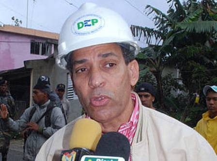 ENRRIQUITO DEFIENDE CONTRATO BARRICK GOLD