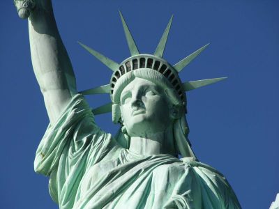 Eliminan mudanceros ilegales en Estados Unidos