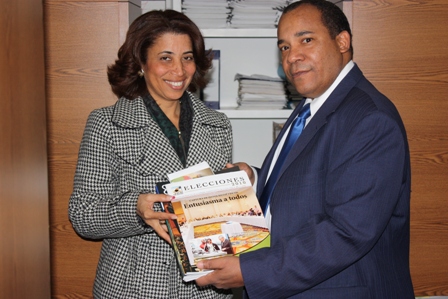 EJEMPLO DE UNA SERVIDORA PÚBLICA