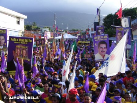 PELEDEÍSTAS RESPALDAN CANDIDATOS EN MARCHA CARAVANA PROVINCIAL