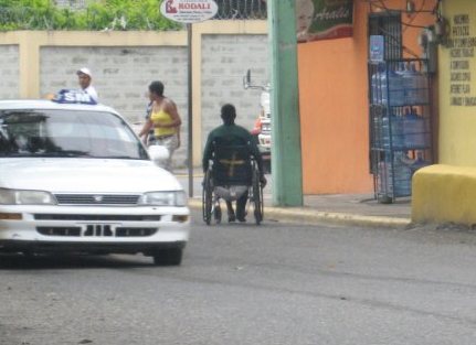 PEDIGÜEÑOS INUNDAN CALLES PUERTO PLATA