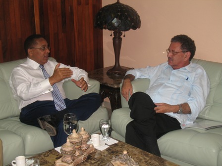 LÍDERES PDI SOSTIENEN ENCUENTRO PRESIDENTE PARLACEM