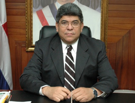 FOMPER DISTRIBUYE 125 MIL CUADERNOS ESTUDIANTES POBRES REPÚBLICA DOMINICANA 
