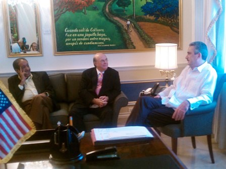 SENADO PUERTO RICO RECIBE EX PRESIDENTE HIPÓLITO MEJÍA DOMÍNGUEZ