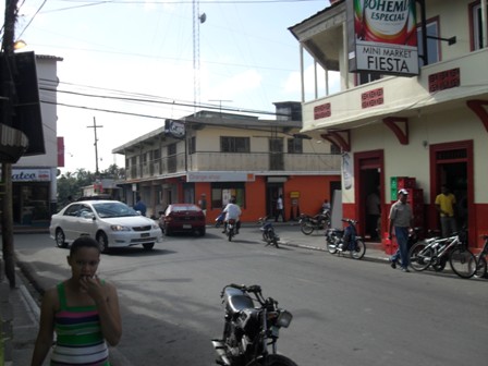 IMBERTEÑOS INCREDULOS PROMESAS CONSTRUCCIÓN OBRAS REALIZA ALCALDE VALENTIN HERNANDEZ