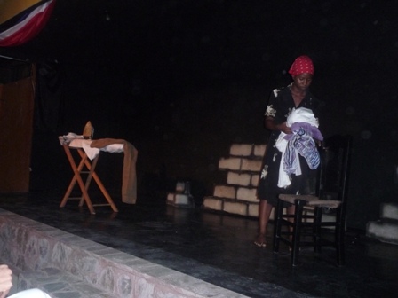 PRESENTAN EN PUERTO PLATA OBRA: “MONÓLOGOS MEMORIAS DE ABRIL”