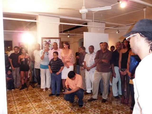 ABREN CASA DE CULTURA EXPOSICIÓN: “CIMARRONAS EN PERFUME DE CAYENAS”