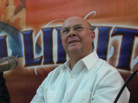 DOCTOR PAPITO MARTÍNEZ PONDERA CRECIMIENTO CANDIDATURA HIPÓLITO MEJÍA