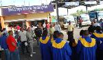 CORO OTTT ANIMA PARADAS AUTOBUSES CANTANDO CANCIONES NAVIDEÑAS