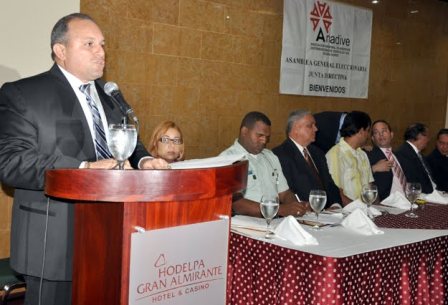 ANADIVE ABOGA MODIFICACIÓN LEY LIMITA IMPORTACIÓN VEHÍCULOS