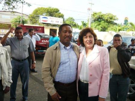 REPARTIRÁN MILES RACIONES ALIMENTOS FAMILIAS AFECTADAS AGUACEROS