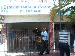 EX EMPLEADOS APORDOM OCUPAN OFICINAS SUBSECRETARÍA TRABAJO