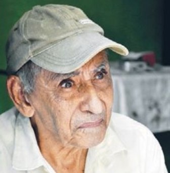 PADRE SOBEIDA FELIX ORA DIOS SALGA BIEN; PIDE AUTORIDADES PERMITAN VER SU HIJA