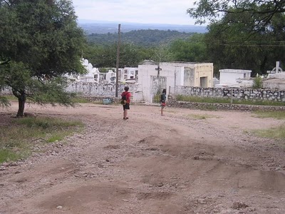 CEMENTERIO COMUNIDAD SAN MARCOS LUCE DESCUIDADO