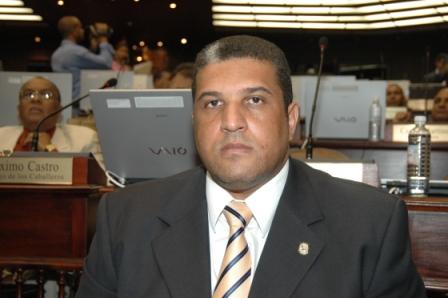 DIPUTADO ACOSTA CRÍTICA ACCIONAR CÁMARA DE CUENTAS 