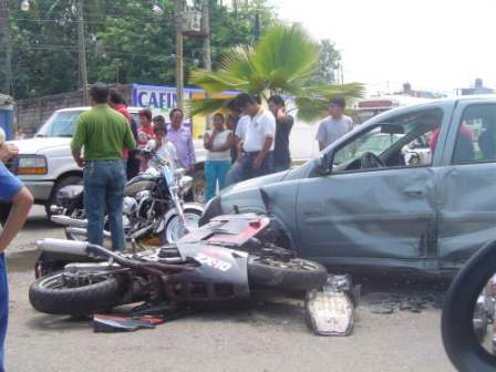 DOMINICANA, HAITIANO RESULTAN HERIDOS ACCIDENTES TRÁNSITO