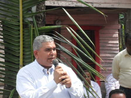 DIPUTADO PELEDEÍSTA QUIÑONES DESTACA OBRAS CONSTRUYE GOBIERNO MUNICIPIO LUPERÓN