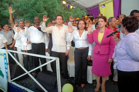 DIPUTADO CELESTINO PEÑA, EX SENADORA CELESTE GÓMEZ LANZAN DURAS CRITICAS PRD  