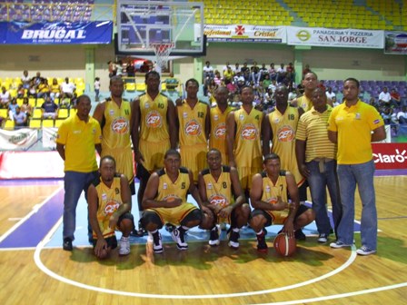 EQUIPO BATEY TRES DOMINA FINALES BALONCESTO SUPERIOR