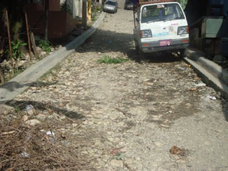 INCERTIDUMBRE RODEA MORADORES BARRIOS PROGRAMA ASFALTADO CALLES NO HA LLEGADO
