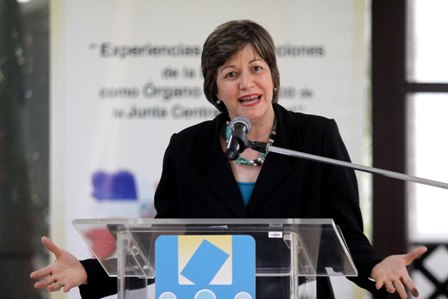 ESCUELA FORMACIÓN ELECTORAL JCE TOMADA MODELO EN ECUADOR