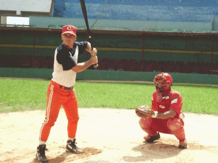 RELATAN HECHOS SOBRE ORÍGENES BÉISBOL