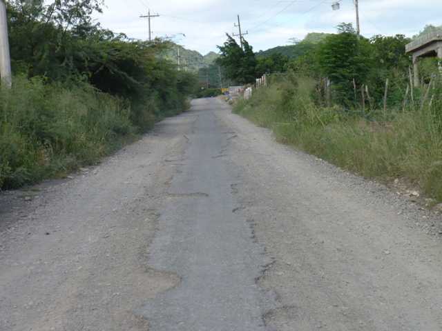 CAMINOS VECINALES, CARRETERA ACCESO COMUNIDAD NAVARRETE ESTÁN INTRANSITABLES