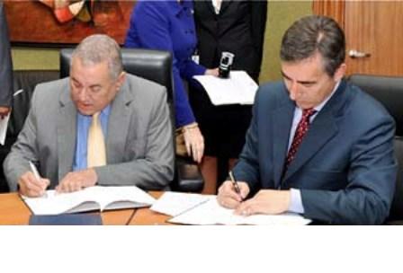 FIRMAN ACUERDO US$37.0 MILLONES BUSCA MEJORAR REDES ELÉCTRICAS