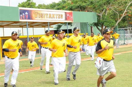  A PESAR FUERTES ALETEOS DEL AVE, ÁGUILAS CIBAEÑAS CAEN ANTE TOROS DEL ESTE