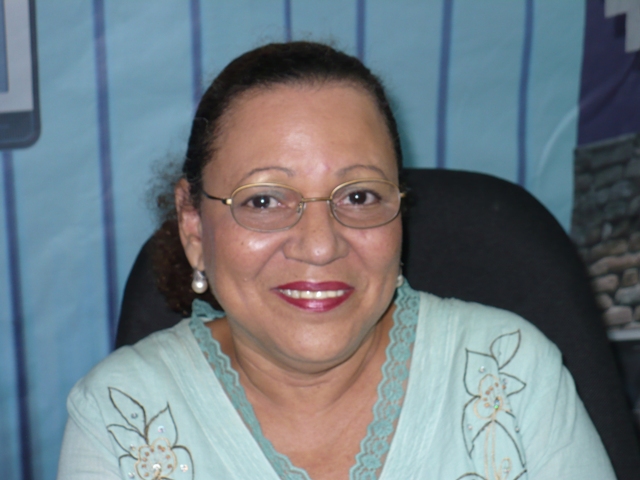 RESALTAN CONDICIONES PRESENTA PROFESORA MARTÍNEZ PARA DIRIGIR CURA-UASD