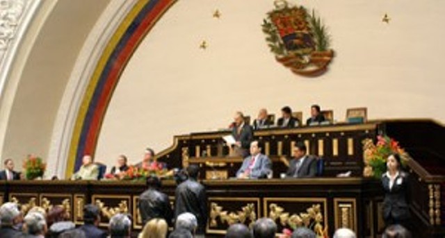 ALERTA SOBRE "CÓCTEL" LEYES APROBADAS ASAMBLEA NACIONAL  VENEZUELA  