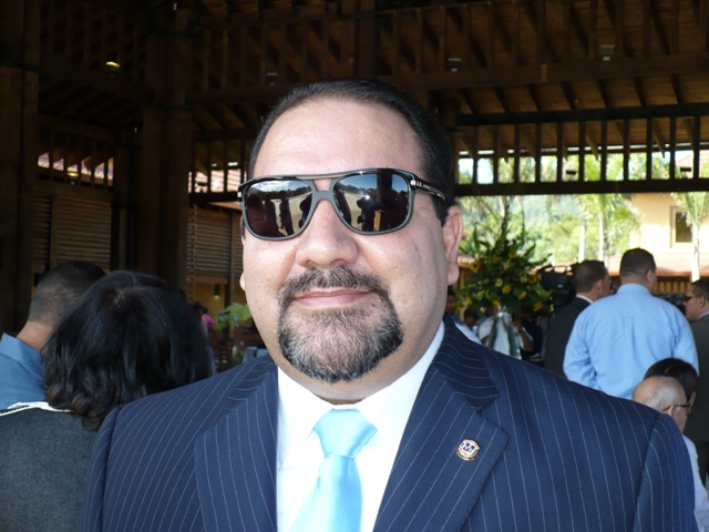 DIPUTADO REFORMISTA ROGELIO GENAO ABOGA GOBIERNO AUMENTE SUELDO PROFESORES PÚBLICOS