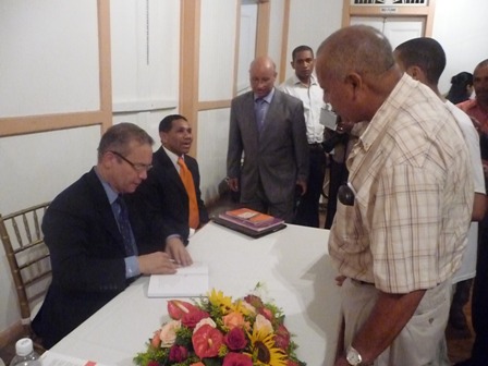 PERIODISTA RAFAEL NÚÑEZ PRESENTA EN PUERTO PLATA SU LIBRO  “FIGUEROA AGOSTO, PODER DEL NARCO”
