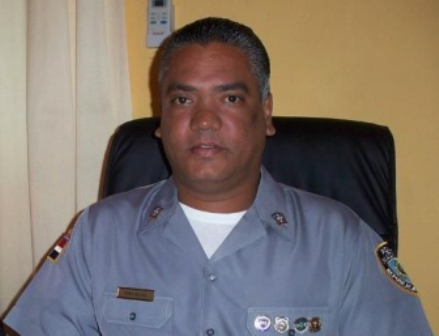 INSPECTOR POLICÍA NACIONAL AGREDE PERIODISTAS PERIÓDICO LA INFORMACIÓN