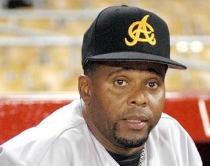 ALCALDE SANTIAGO DESIGNA LUIS POLONIA COMISIONADO DEPORTES MUNICIPALES