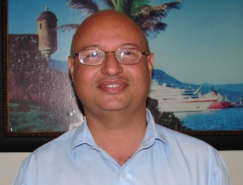 PERIODISTA EDGAR LANTIGUA DENUNCIA CAMPAÑA DIFAMACIÓN CONTRA SENADOR FRANCIS VARGAS