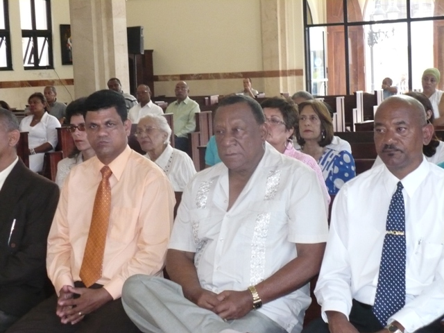 OBISPO CORNIELLE AMARO ABOGA EJERCICIO ÉTICO PERIODISTAS PUERTOPLATEÑOS