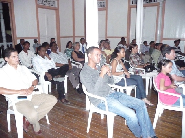 CIRCULA OBRA LITERARIA: “RETAZOS DE LA TERNURA”