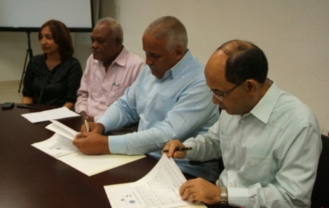CONVENIO GARANTIZA SUMINISTRO AGUA CALIDAD POBLACIÓN DOMINICANA