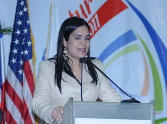 FORO ANALIZA PERSPECTIVAS COMPETITIVIDAD TURÍSTICA