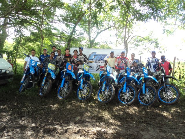 CELEBRAN INVITACIONAL  MOTOCROSS “RUTA LA RESTAURACIÓN”