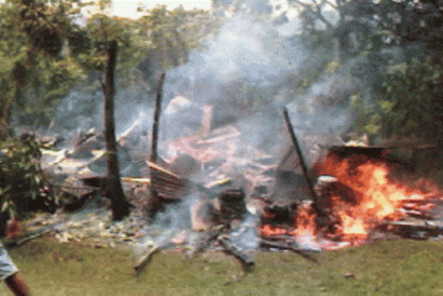 VIOLAN MENOR; INCENDIAN VIVIENDA VICTIMA
