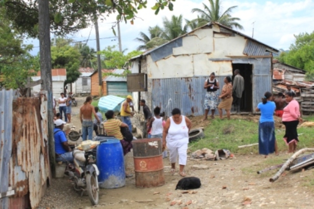 PROYECTO HOGAR DIGNO RECONSTRUYE VIVIENDAS SECTOR AGUAS NEGRAS