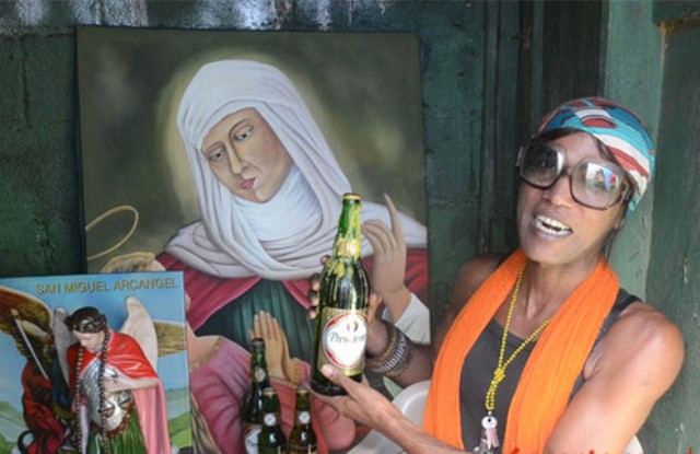 PUERTOPLATEÑOS AFERRADOS CREENCIAS MÁGICO RELIGIOSAS