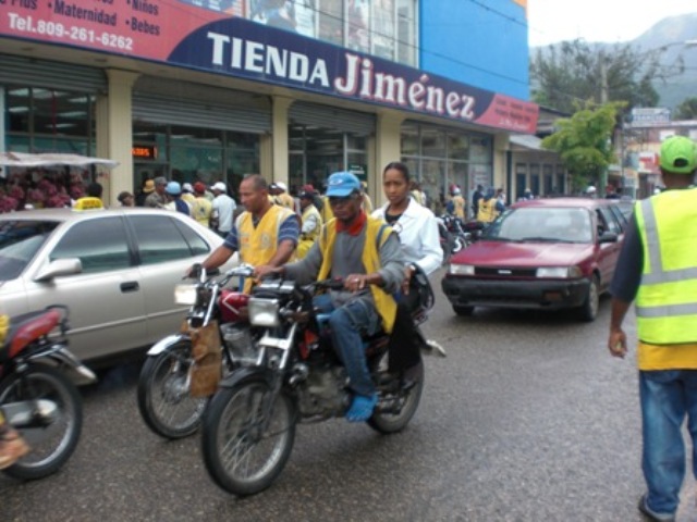 ENTREGA REGALÍA ACTIVA COMERCIO EN PUERTO PLATA