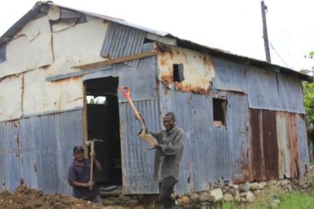 ENTREGAN RECONSTRUIDA VIVIENDA SECTOR AGUAS NEGRAS
