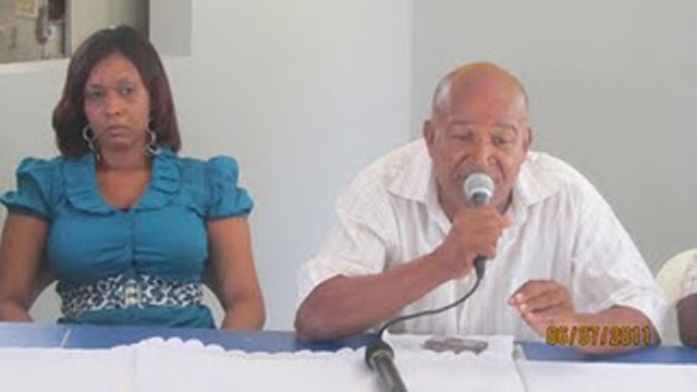 LIGA TATO MARTINEZ OFRECE ALMUERZO ENVEJECIENTES