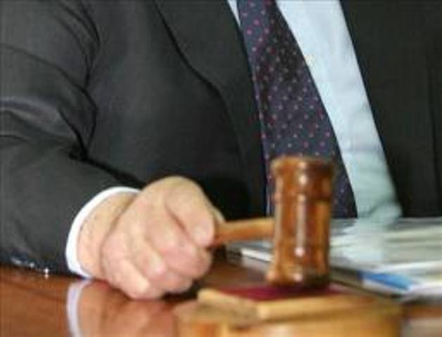 ABOGADOS EX TRABAJADORES EMBARGAN CUENTAS CORAAPLATA